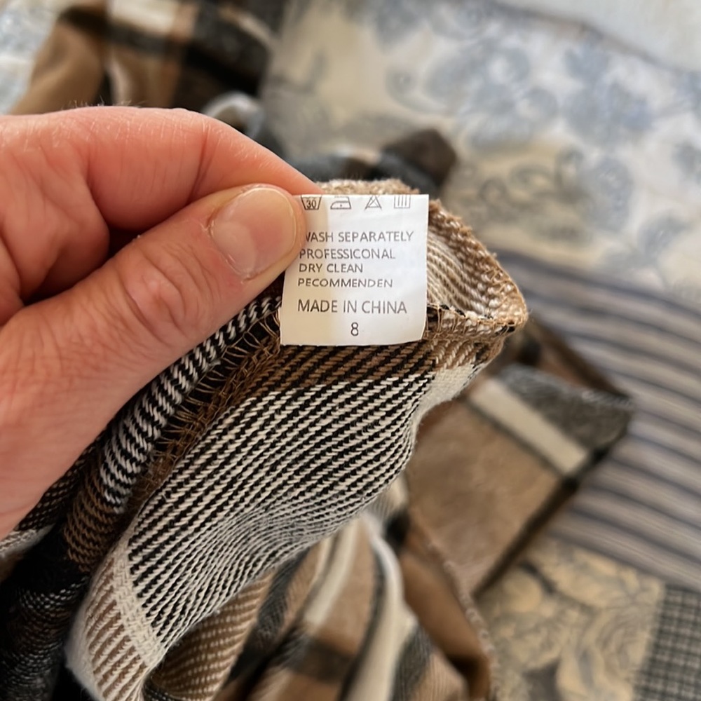 Women’s Fall Plaid SHACKET - Picture 6 of 6